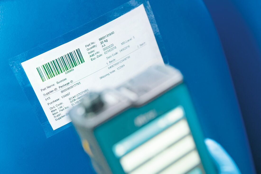 通过手持式拉曼光谱仪,可在卸货区完成大多数材料的识别和验证工作。这与经典方法有很大区别。