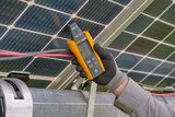 Fluke GFL-1500 光伏系统接地故障定位仪 图5