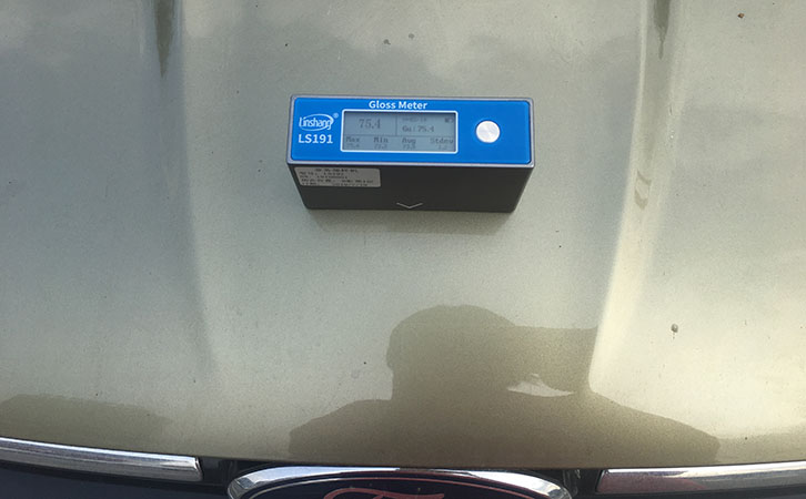 提高车漆光泽度的方法及光泽度仪的测定