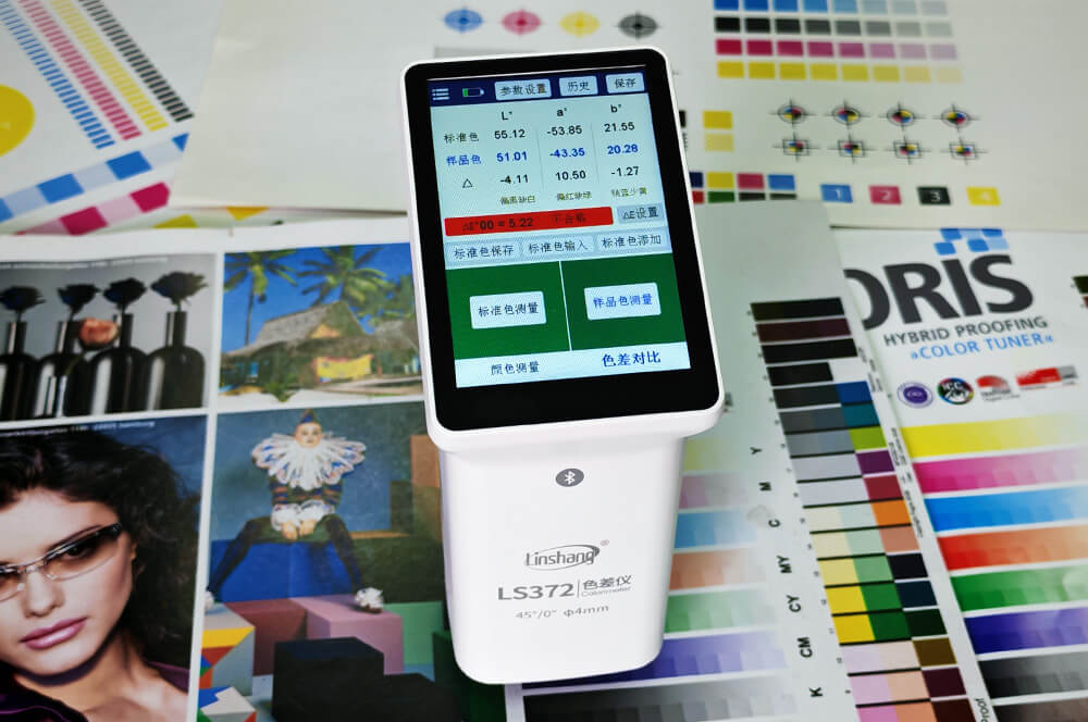 LS372分光色差仪自动计算印刷色差并提供颜色偏向提示