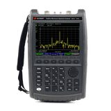 N9937AFieldFox 频谱分析仪，18 GHz 图2